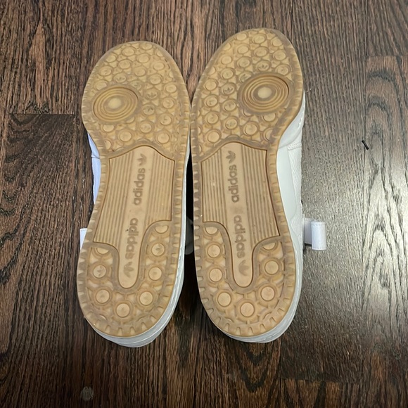 Adidas shoes - Picture 4 of 7